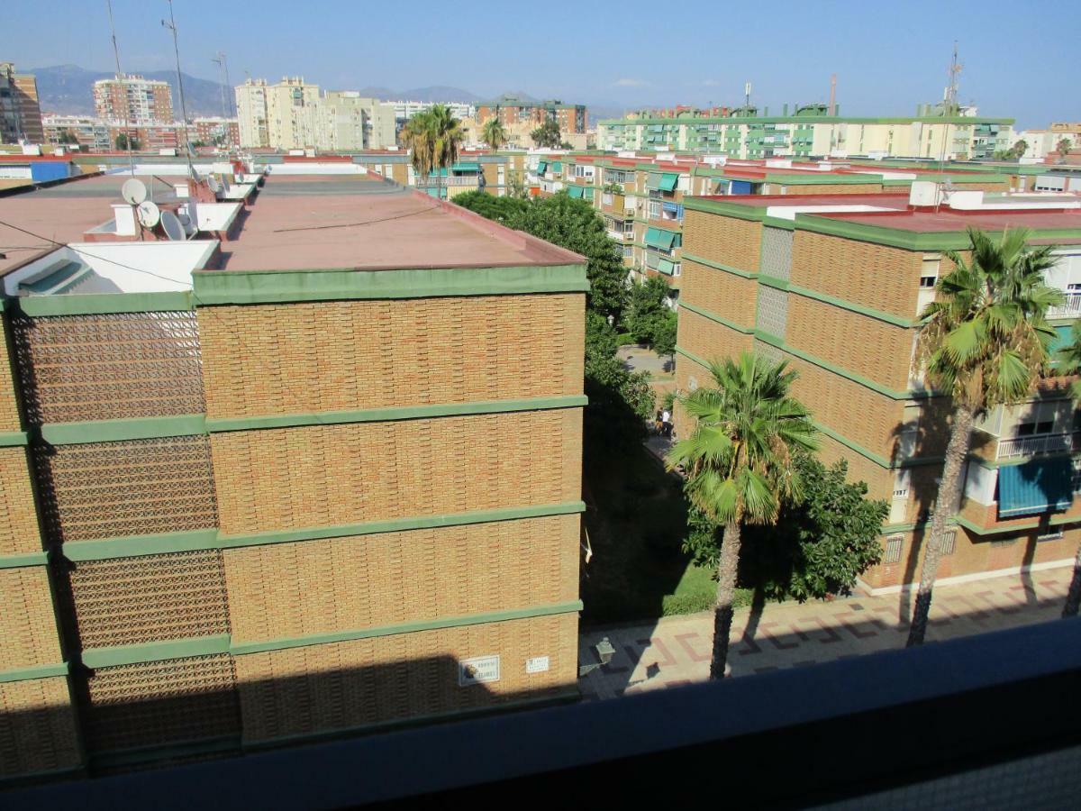 Malaga Oeste Parking-Wifi-Piscina Apartment Exterior photo